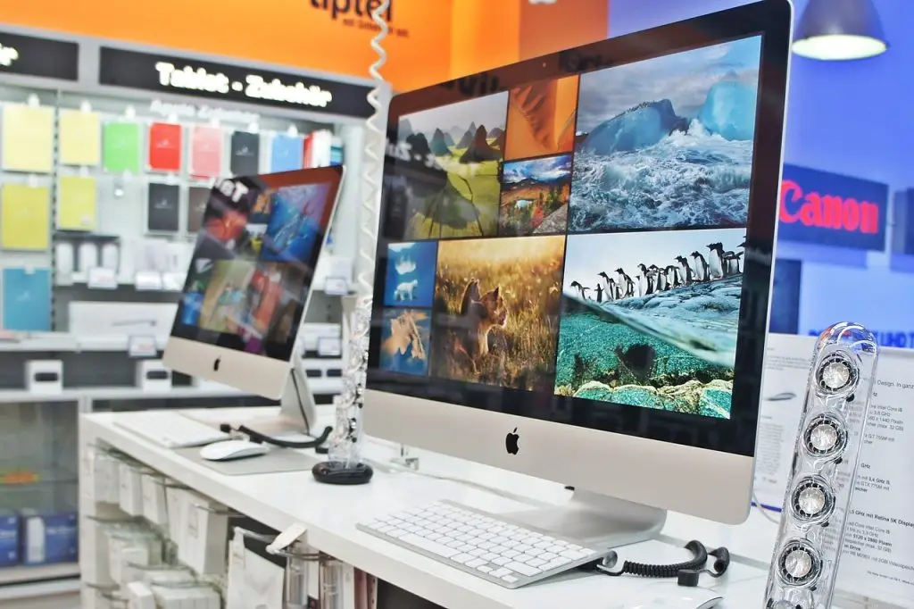 Computerwinkel in Best